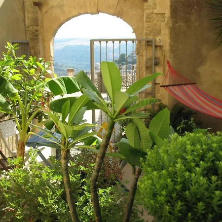 A Naca Holiday home Ragusa